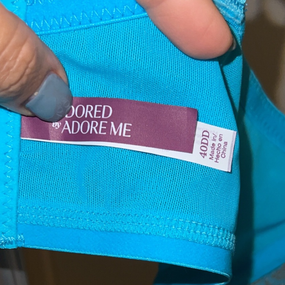 Lace Underwire Bra in Turquoise - Picture 7 of 9
